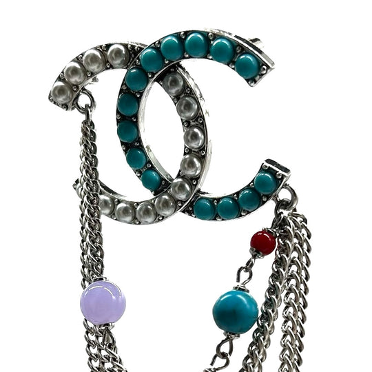 Pin Chanel