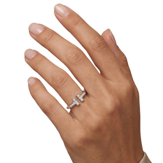 Anillo Tiffany & Co T Wire T.10