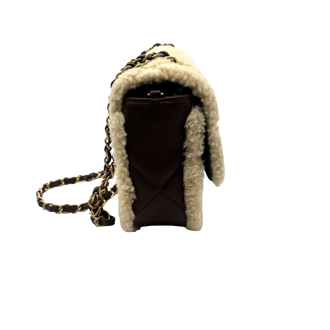 Bolsa Chanel Shearling