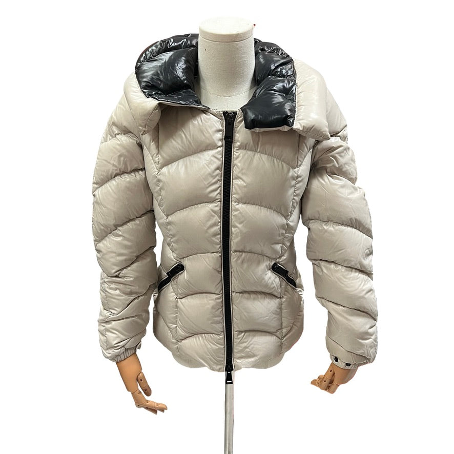 Chamarra Moncler Akebia T.1