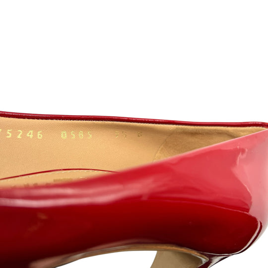 Pumps Salvatore Ferragamo Vara T.9.5 US