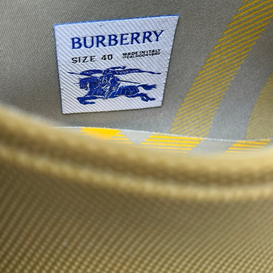 Botas Burberry de lluvia T.40