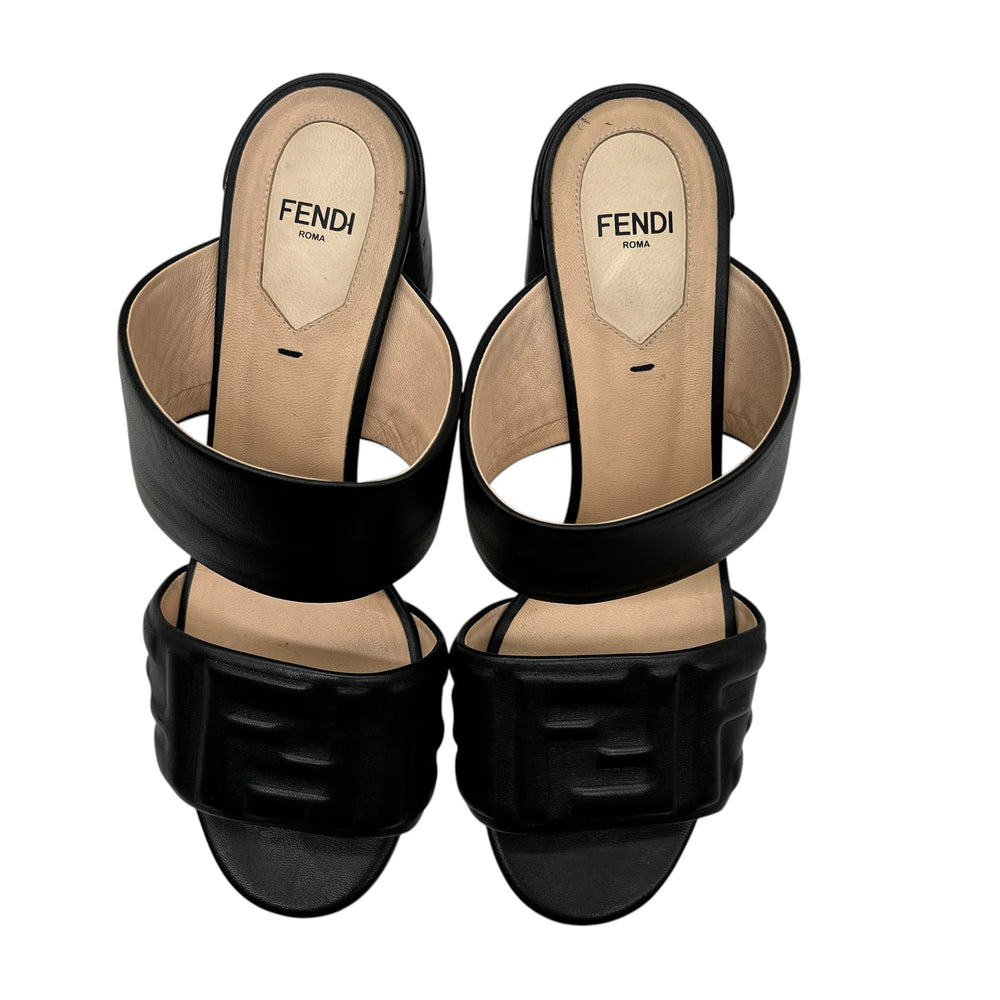 Sandalias Fendi  T.39