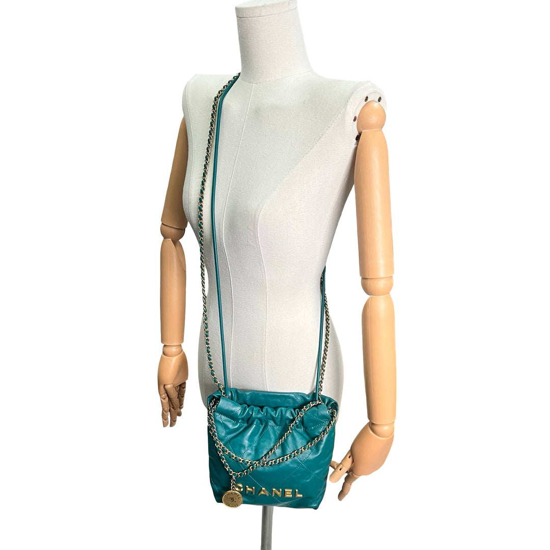 Bolsa Chanel 22 Mini