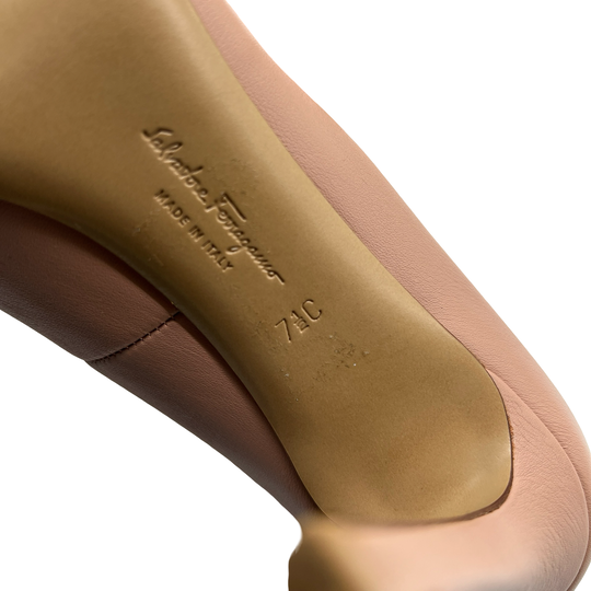 Pumps Salvatore Ferragamo Gancini T. 7.5