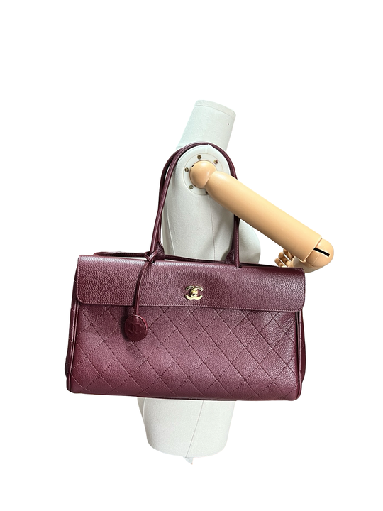 Bolsa Chanel Urban Essentials Grande