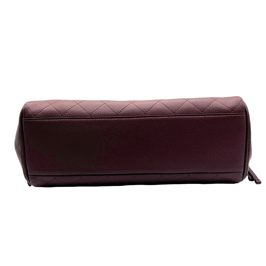 Bolsa Chanel Urban Essentials Grande