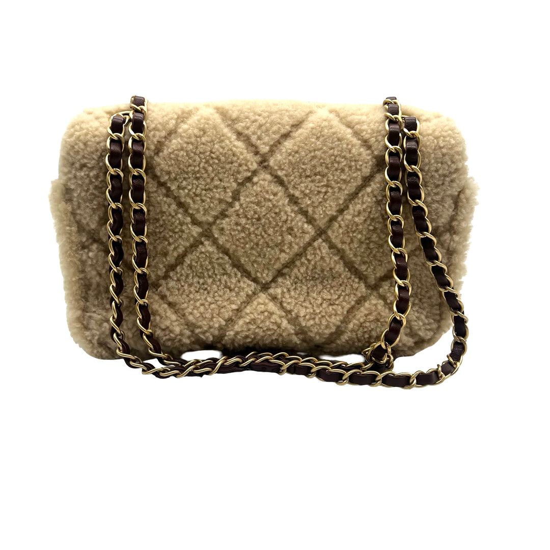 Bolsa Chanel Shearling
