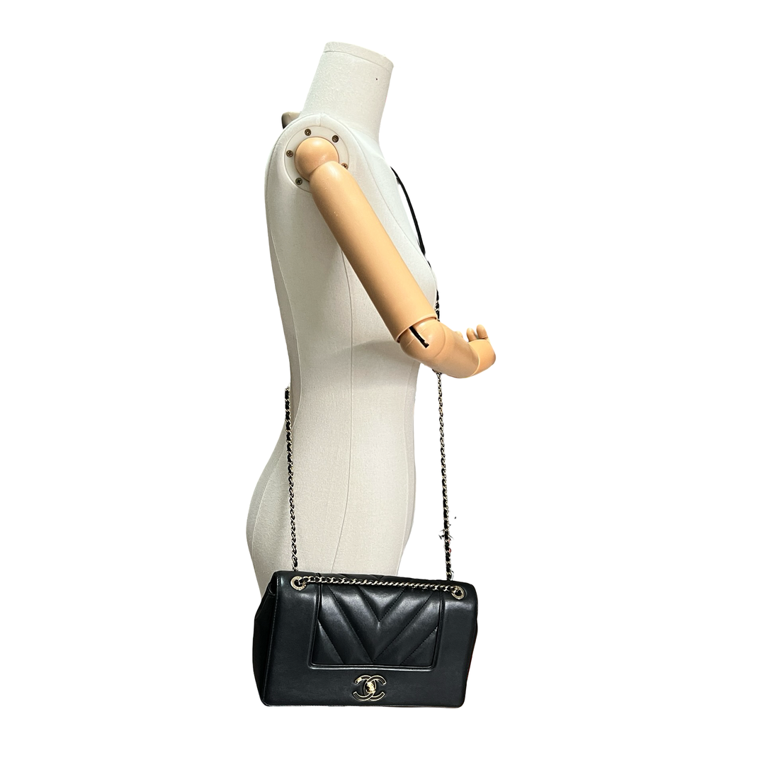 Bolsa Chanel Mademoiselle Chevron