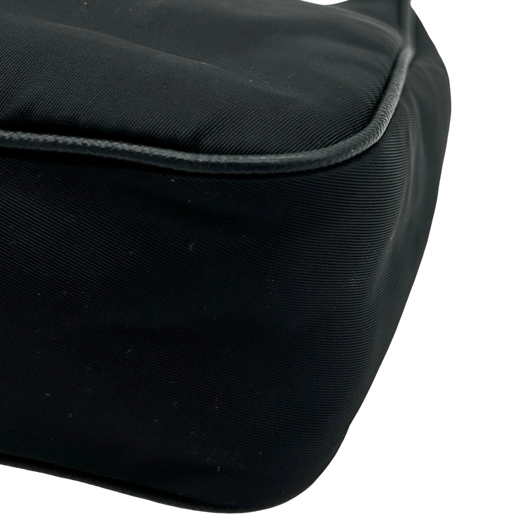 Bolsa Prada Re-Edition 2005
