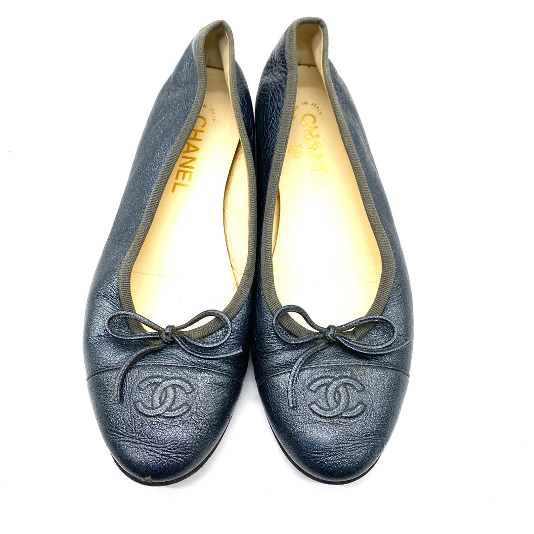 Flats Chanel T.39