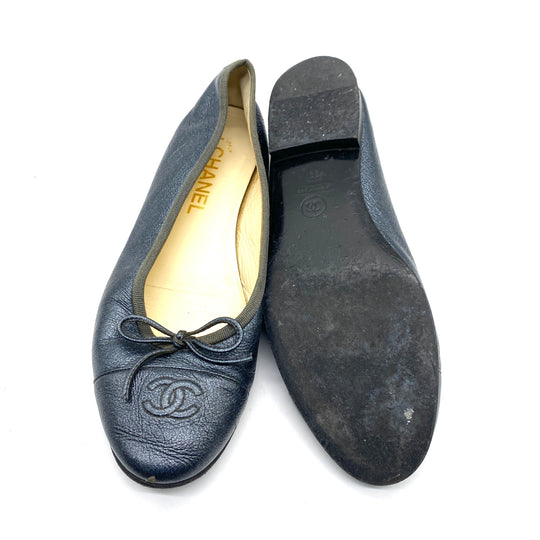 Flats Chanel T.39