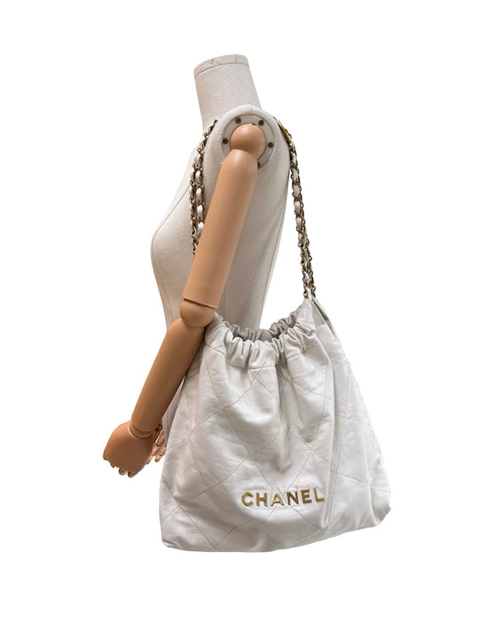 Bolsa Chanel 22 Mediana