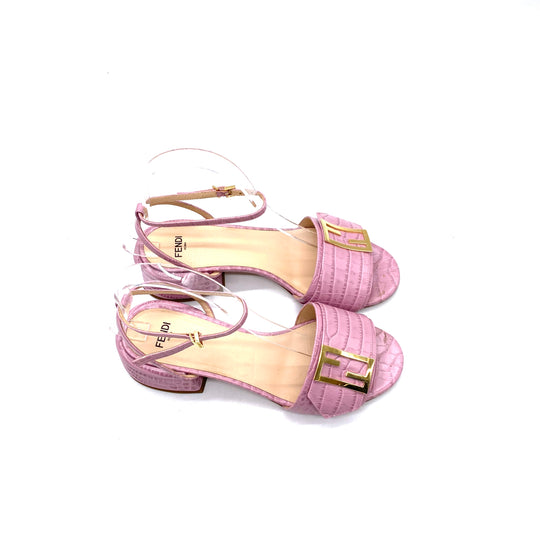 Sandalias Fendi