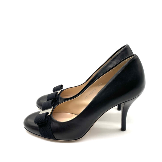 Pumps Salvatore Ferragamo Vara T.9 USA