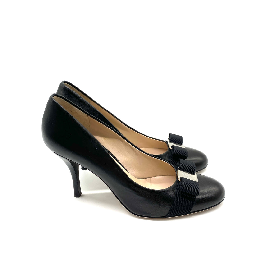 Pumps Salvatore Ferragamo Vara T.9 USA