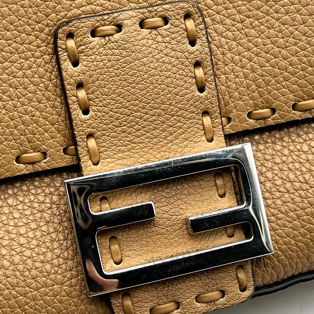 Bolsa Fendi Baguette