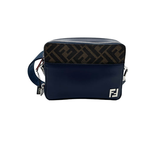 Bolsa Fendi Camera Case Squared FF