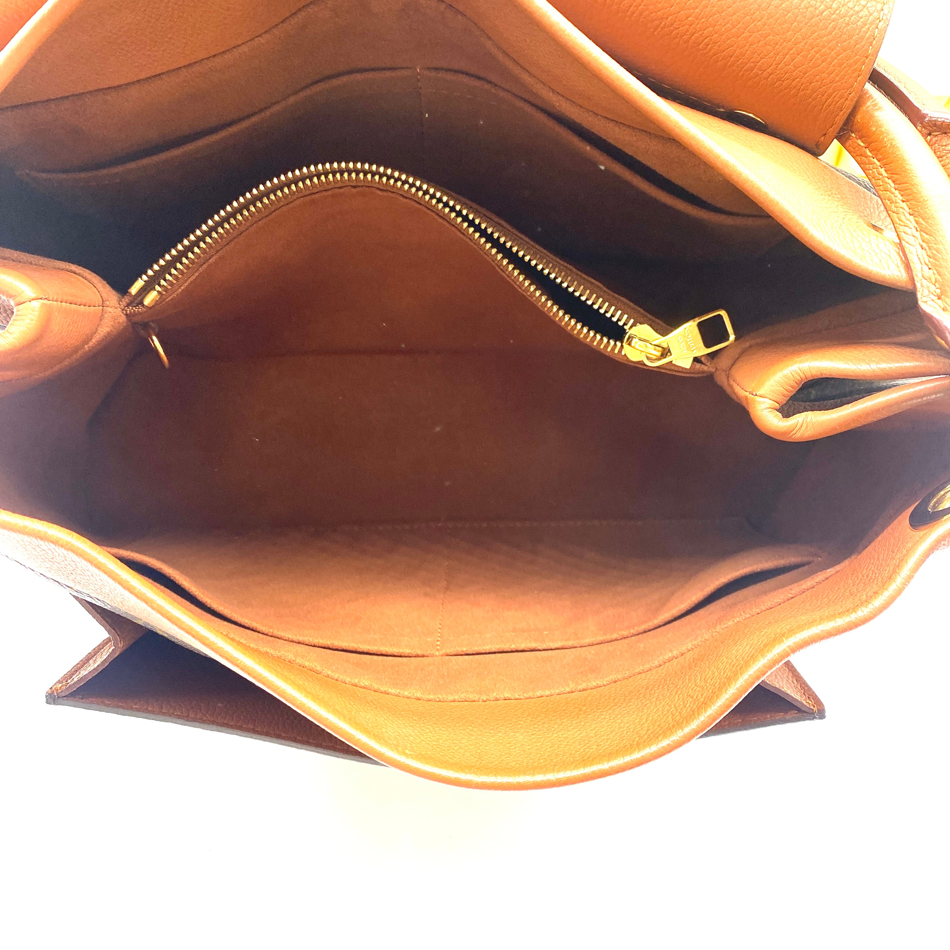 Bolsa Louis Vuitton Olympe