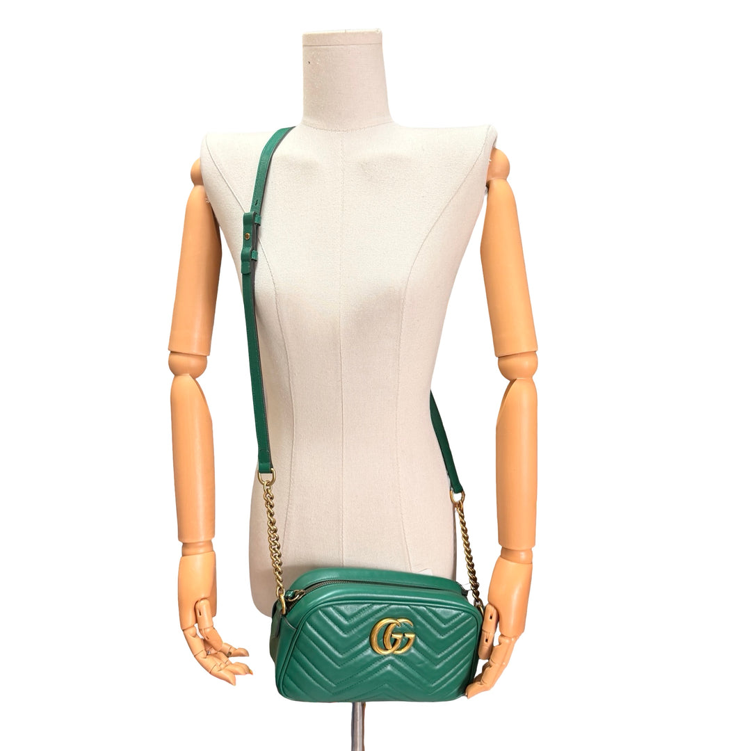 Bolsa Gucci GG Marmont Pequeña