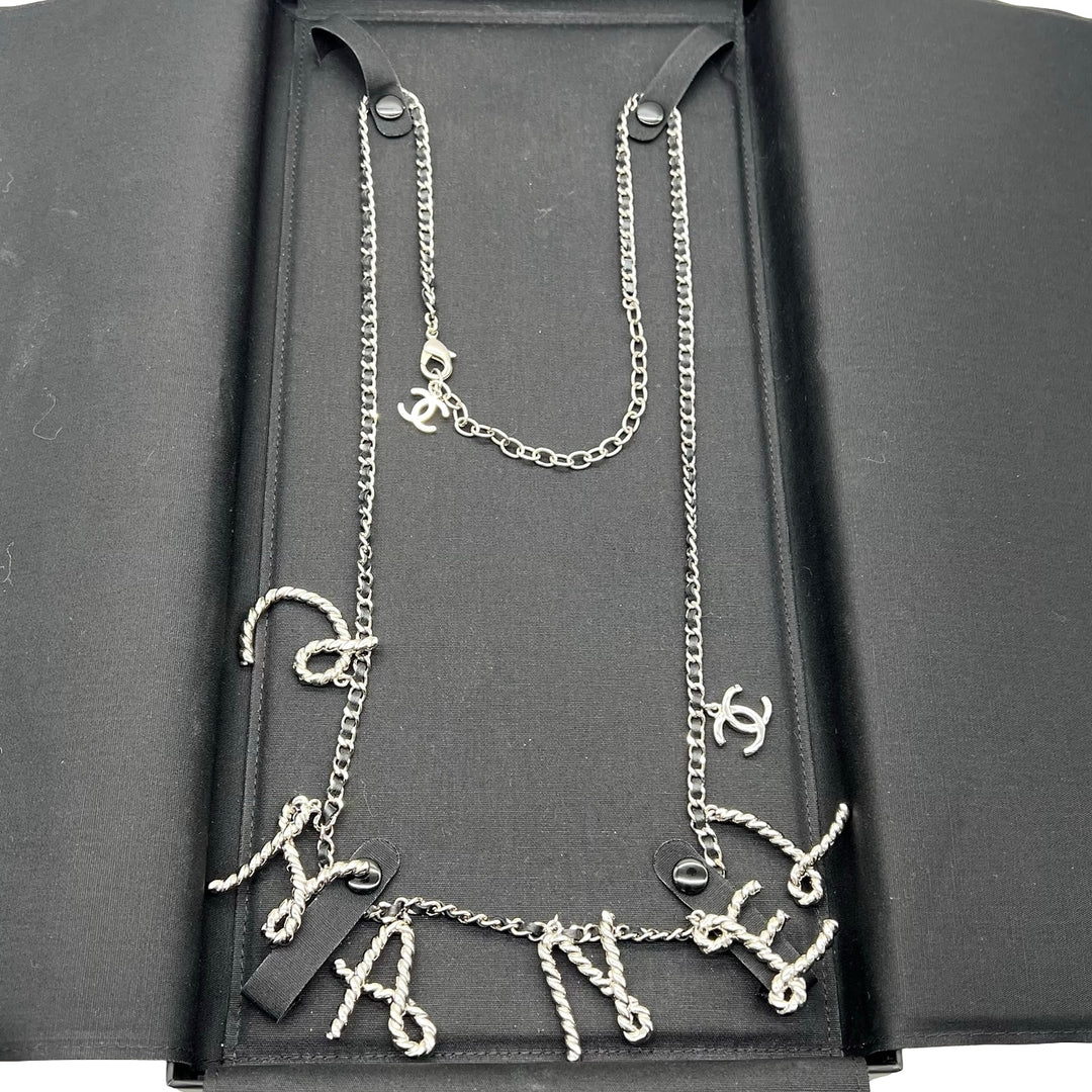 Collar Chanel