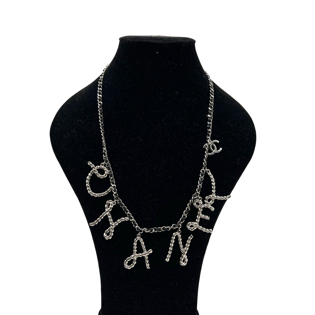Collar Chanel