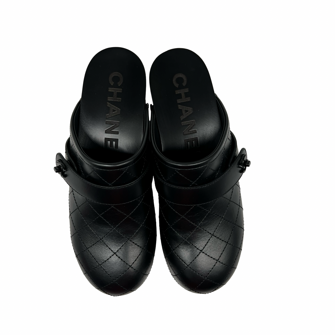 Zuecos Chanel T.37