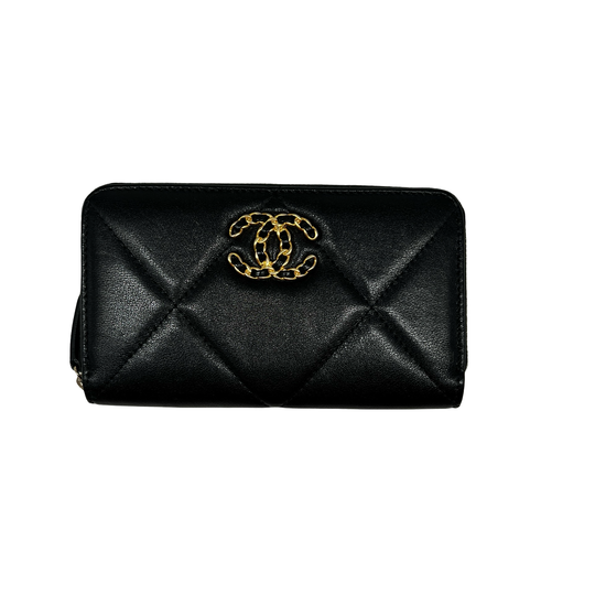 Cartera Chanel 19