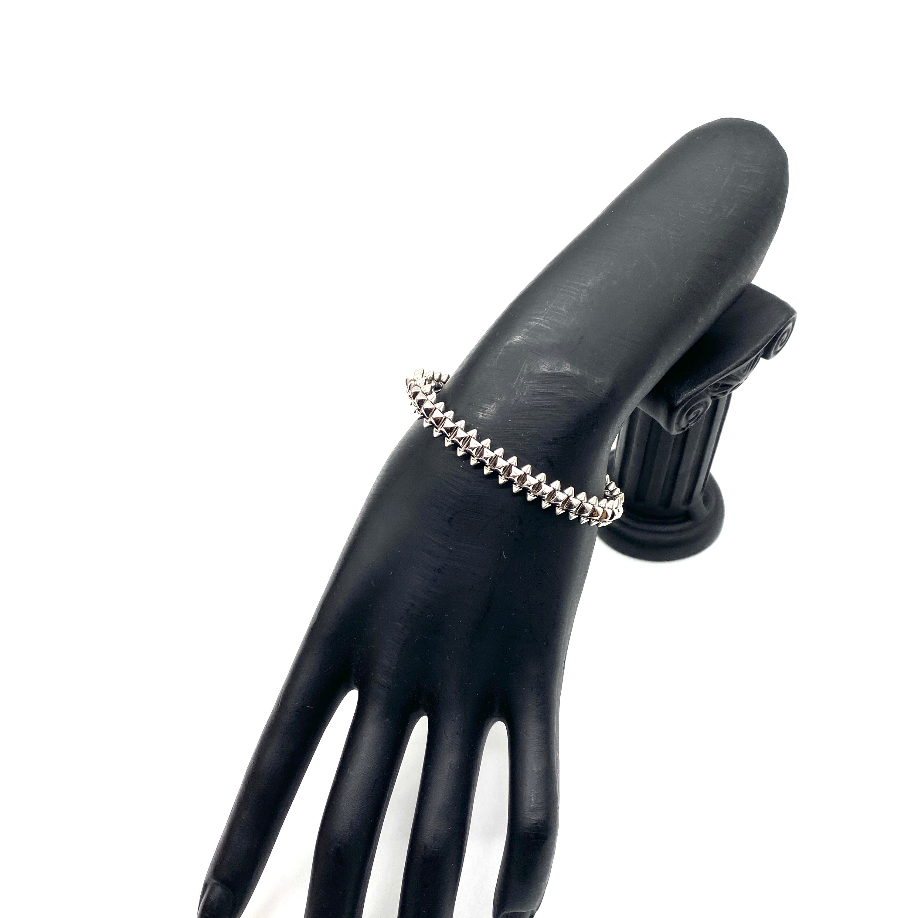 Brazalete Cartier Clash T.15