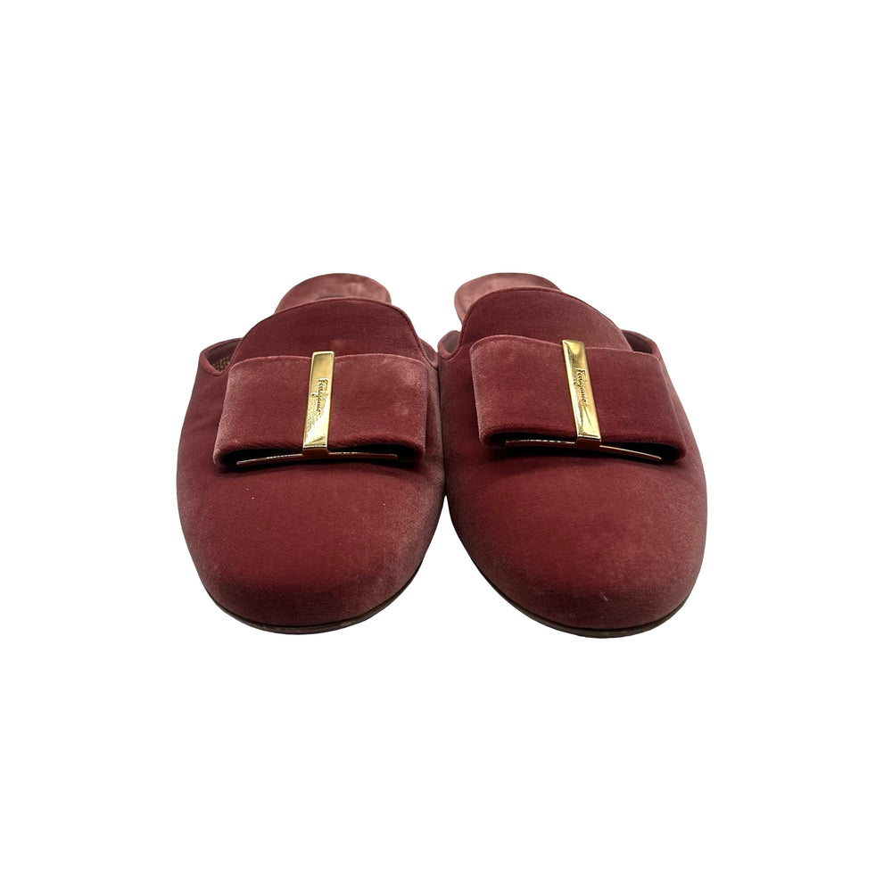 Slippers Salvatore Ferragamo T.39.5