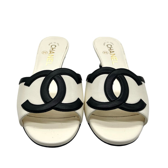 Sandalias Chanel T.37.5
