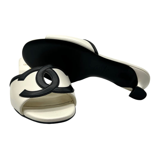 Sandalias Chanel T.37.5