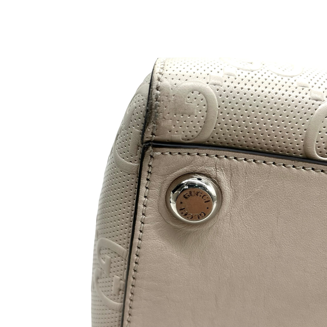 Bolsa Gucci GG Embossed Tote