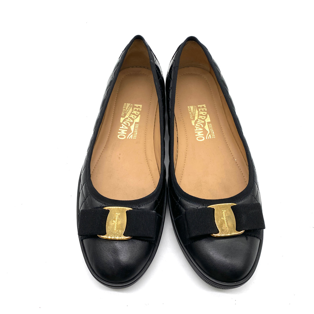 Flats Salvatore Ferragamo T.9.5