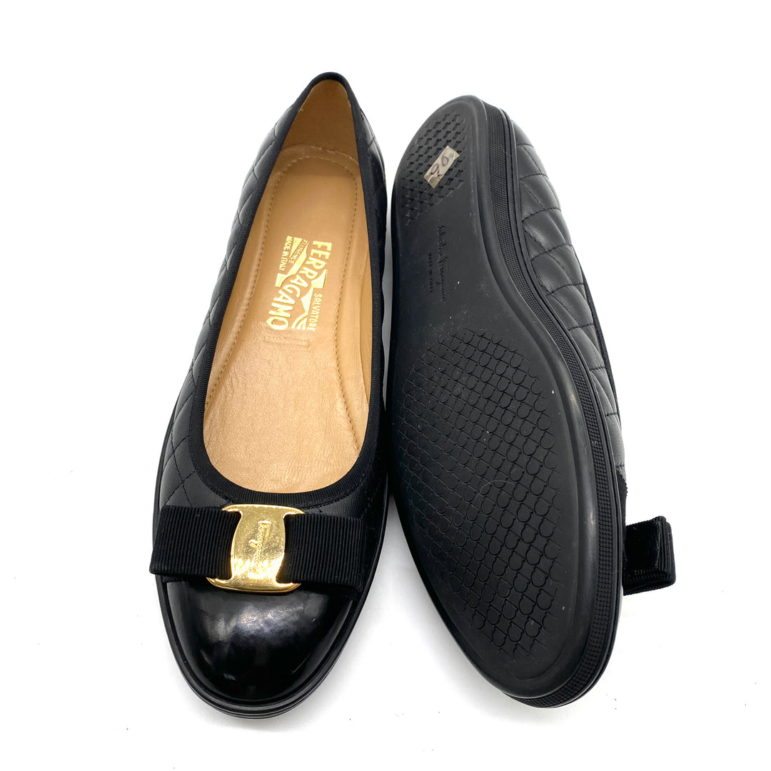 Flats Salvatore Ferragamo T.9.5