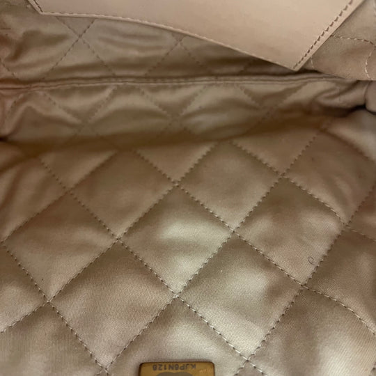Bolsa Chanel 22 Mini
