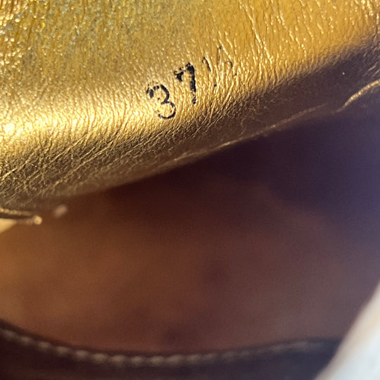 Zapatos Prada T.37.5