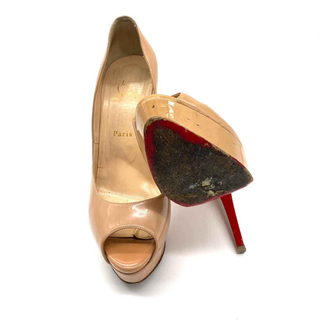 Pumps Christian Louboutin Lady Peep T.40