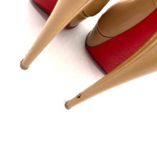 Pumps Christian Louboutin Lady Peep T.40