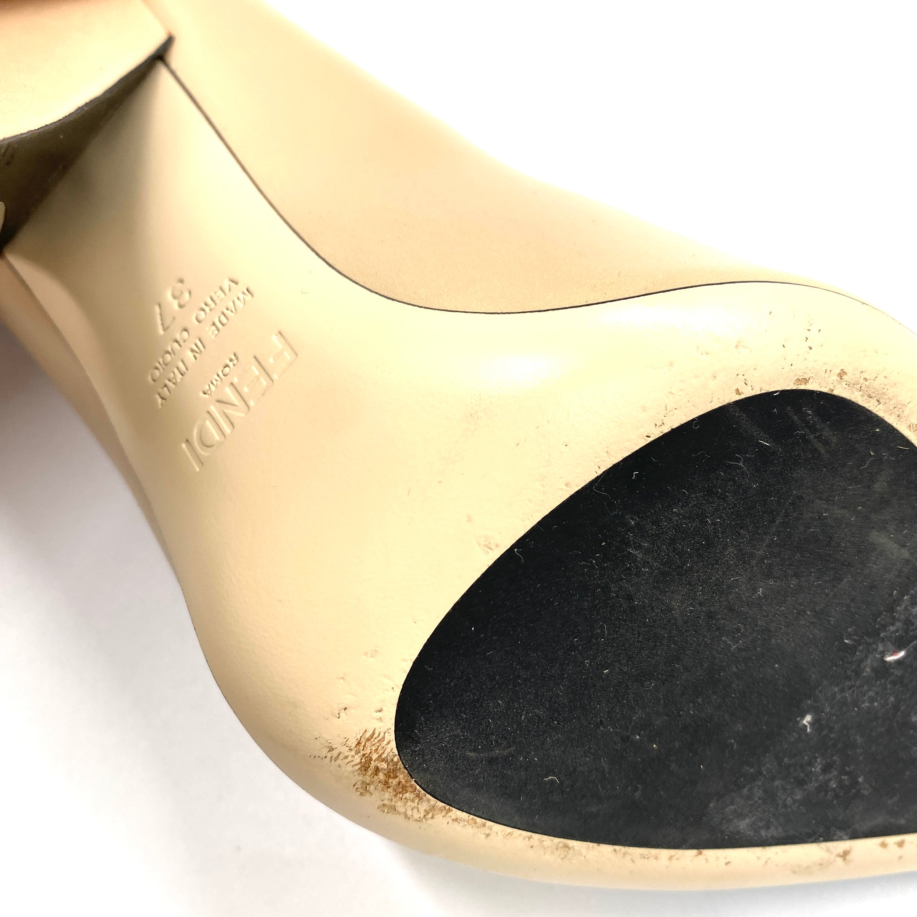 Pumps Fendi T.37