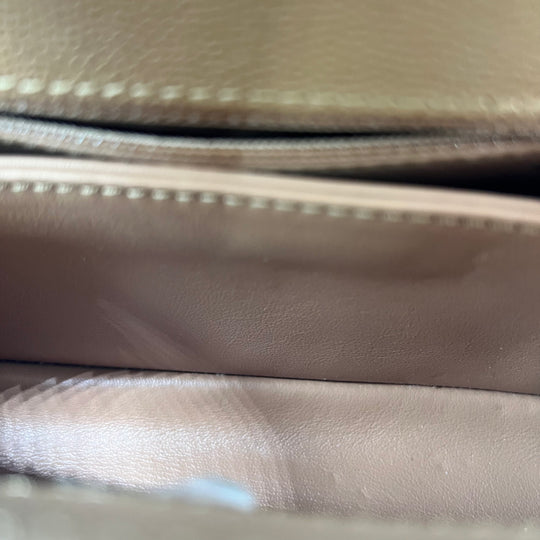 Bolsa Chanel Coco Handle Pequeña