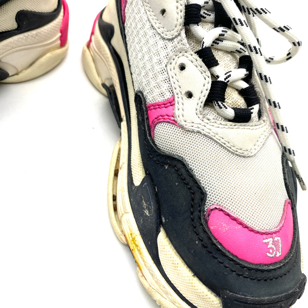 Tenis Balenciaga Triple S T.37