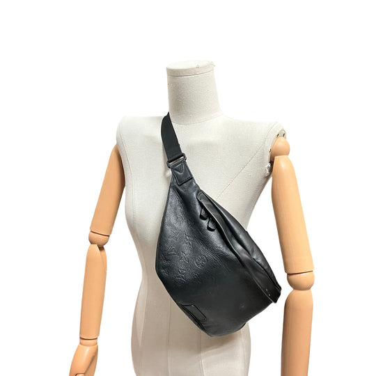 Cangurera Louis Vuitton