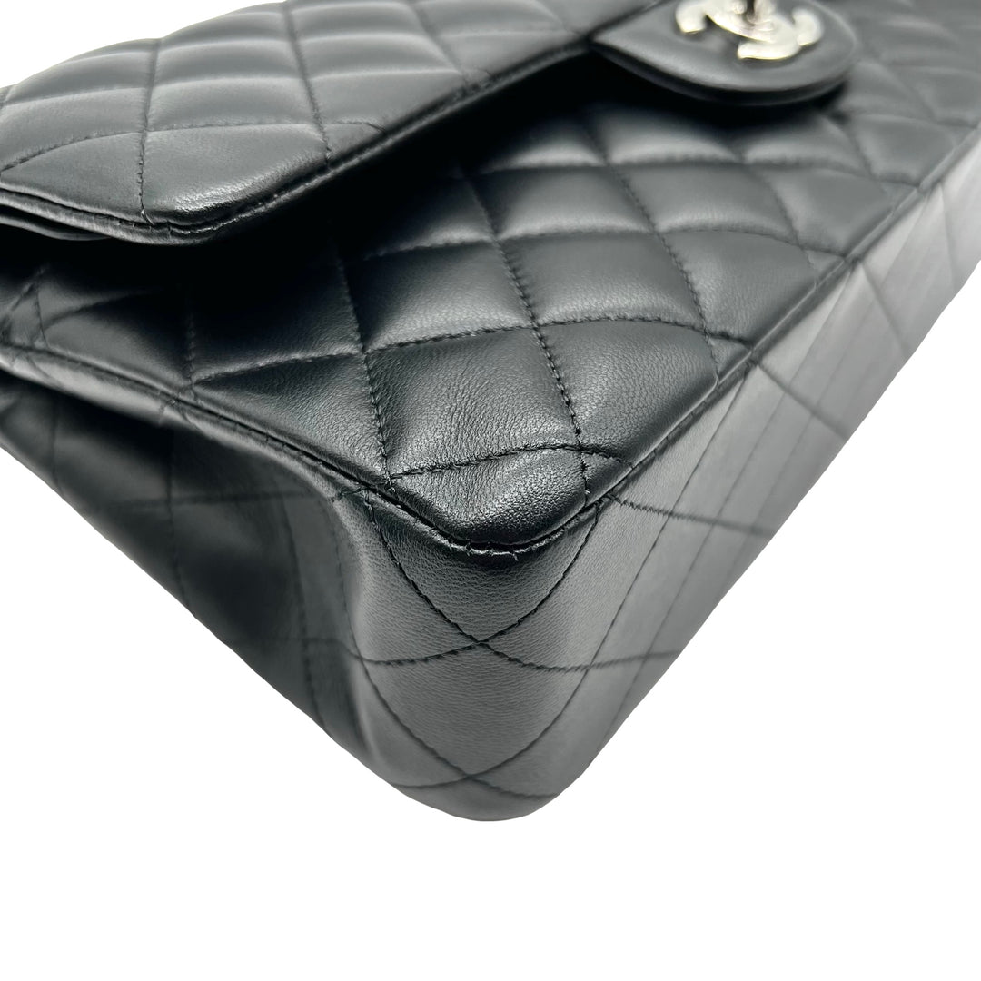 Bolsa Chanel Clásica Double Flap Mediana