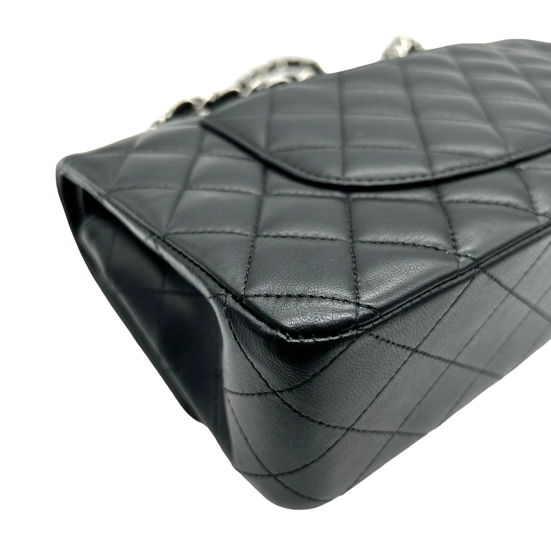 Bolsa Chanel Clásica Double Flap Mediana