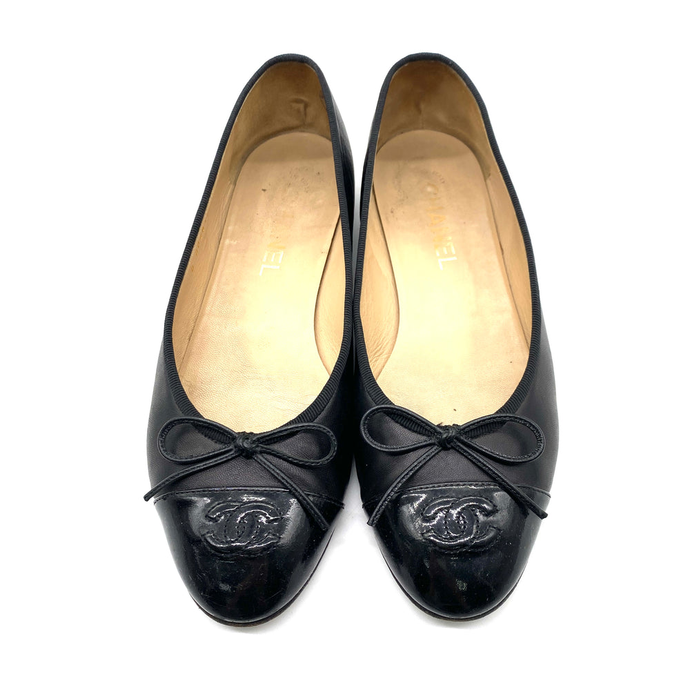 Flats Chanel T.39