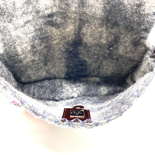 Bolsa Fendi Floral Felt Baguette Vintage