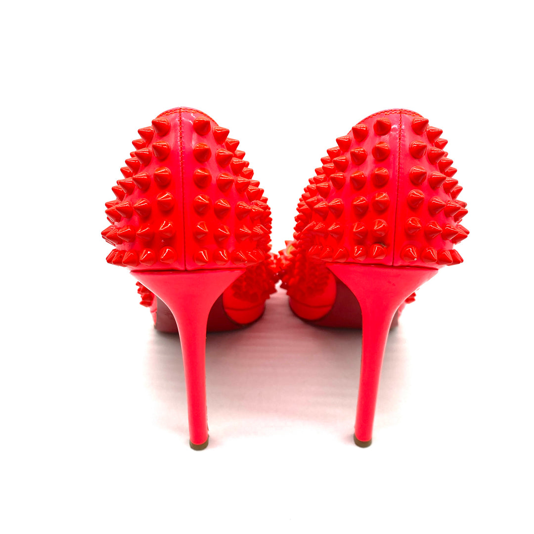 Pumps Christian Louboutin Spike T.36