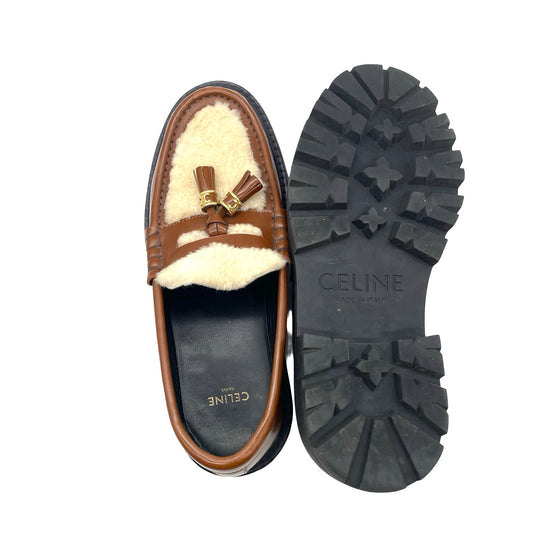 Mocasines Celine Patent Leather Tassel Accents T.37