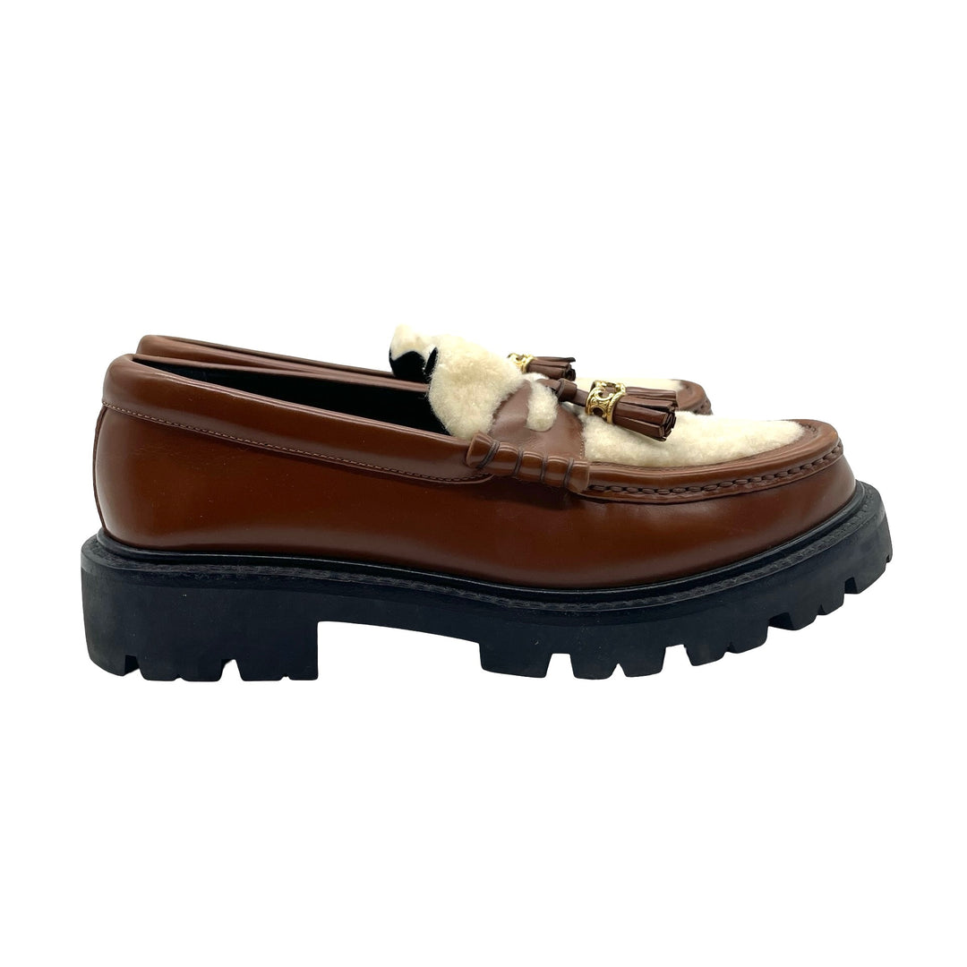Mocasines Celine Patent Leather Tassel Accents T.37